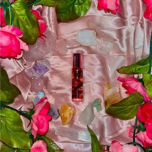Rose beauty oil